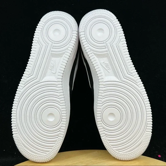 New Mens Nike Air Force 1 '07 Sneakers CT2302 002 Multiple Sizes